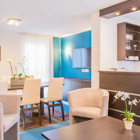 De La Seine Hotel 3*